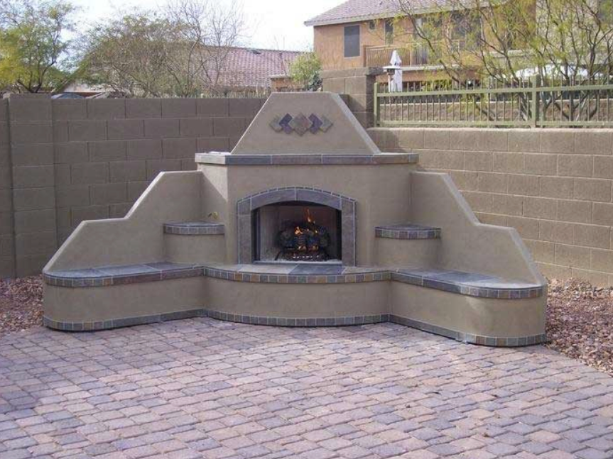 Santa Fe Outdoor Fireplace – Corner