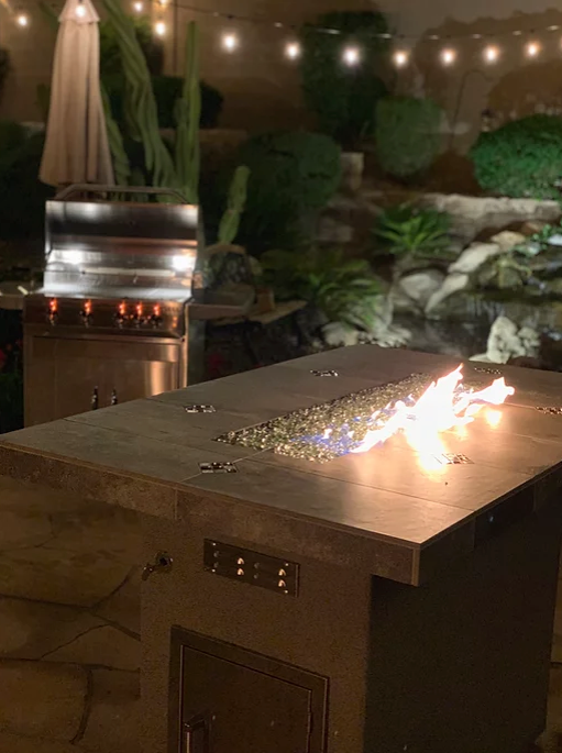 Entertainer Bar Gas Fire Pit Table with fire glass